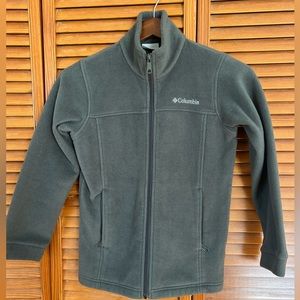 Columbia boy fleece jecket. Size:M